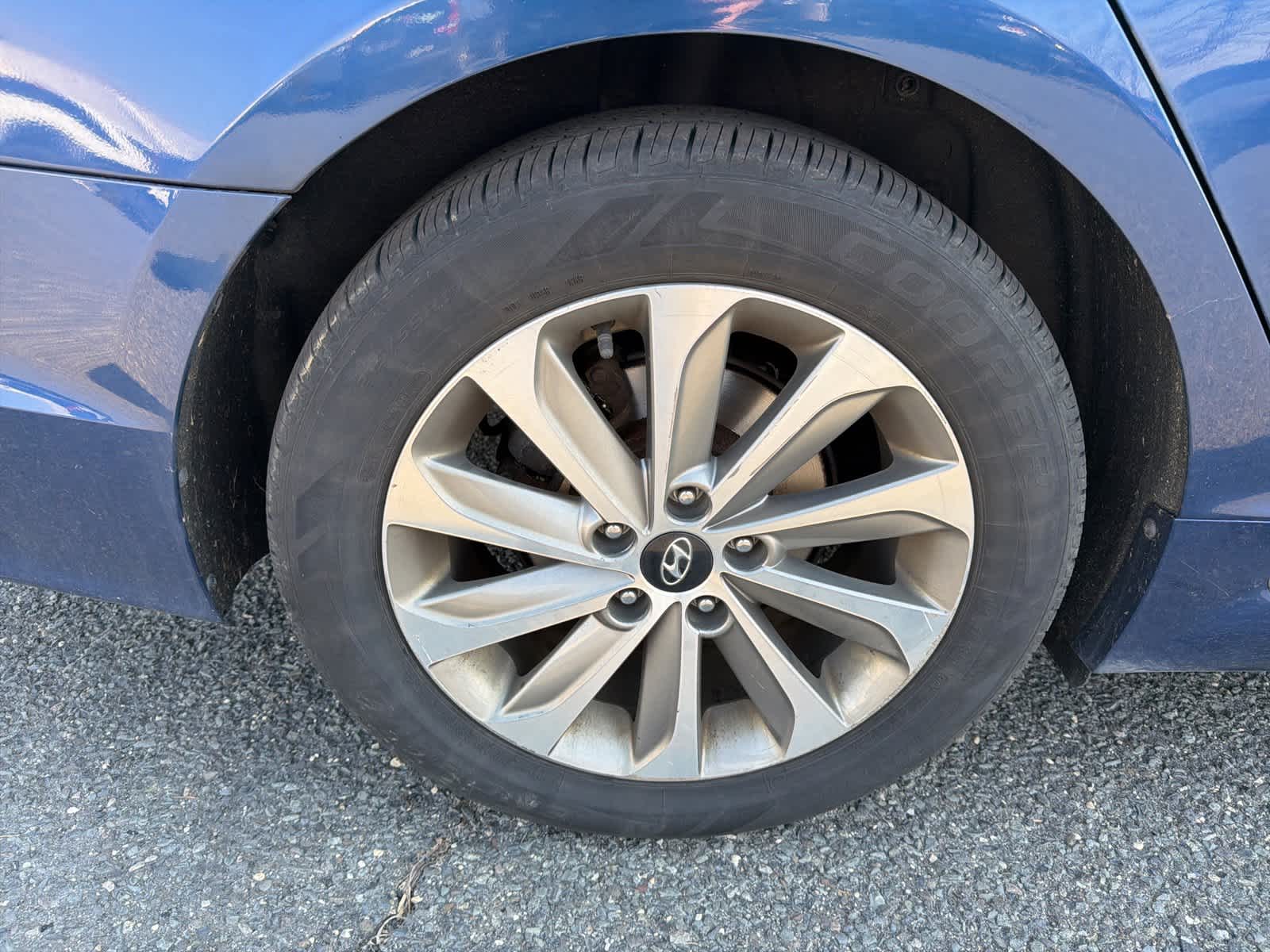 Thumbnail: 2017 Hyundai Sonata - 25