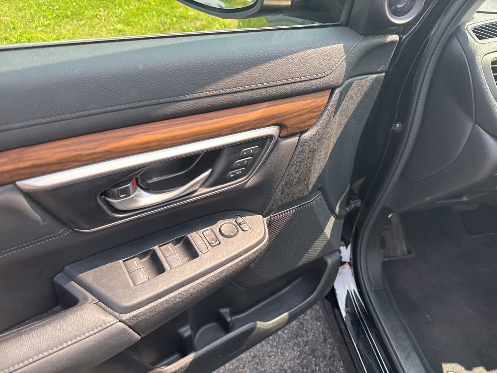 2022 Honda CR-V Touring 12