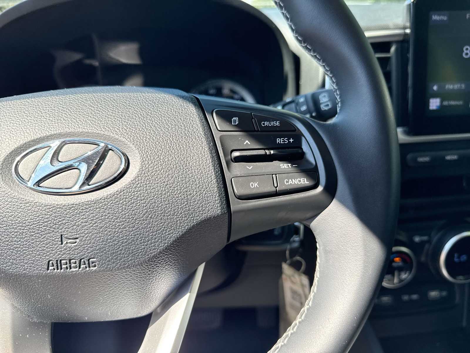 Thumbnail: 2022 Hyundai Venue - 26