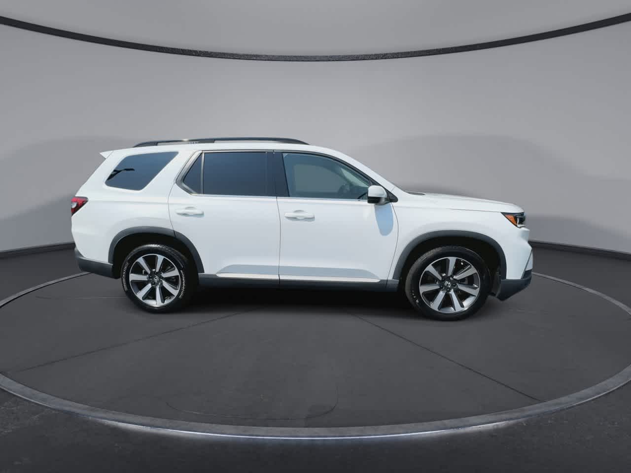 Thumbnail: 2023 Honda Pilot - 9