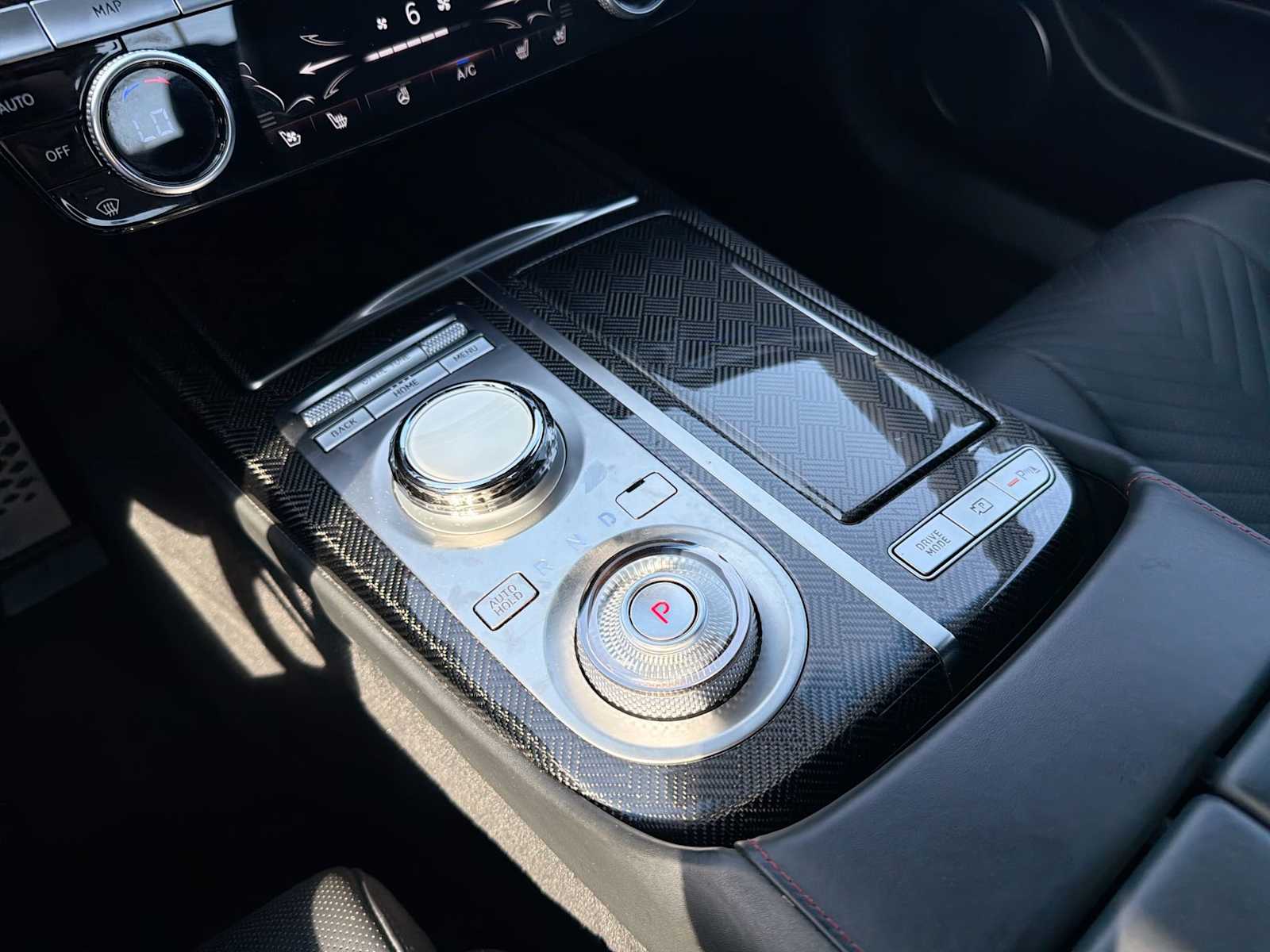 Thumbnail: 2023 Genesis G80 - 32