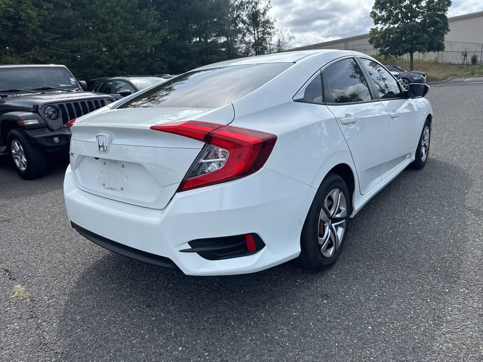 Thumbnail: 2016 Honda Civic - 5
