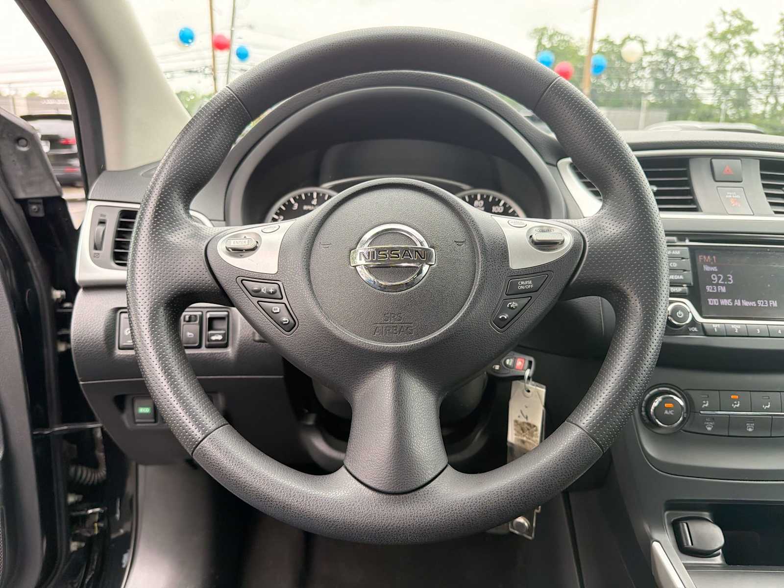 Thumbnail: 2018 Nissan Sentra - 23