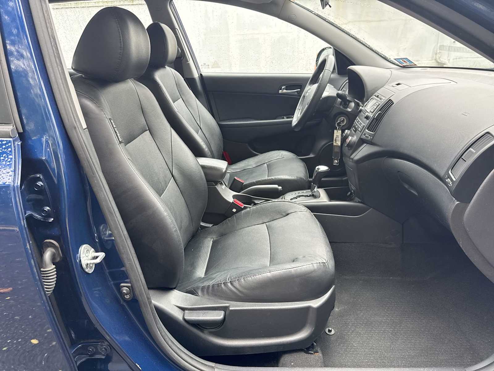 Thumbnail: 2012 Hyundai Elantra - 15