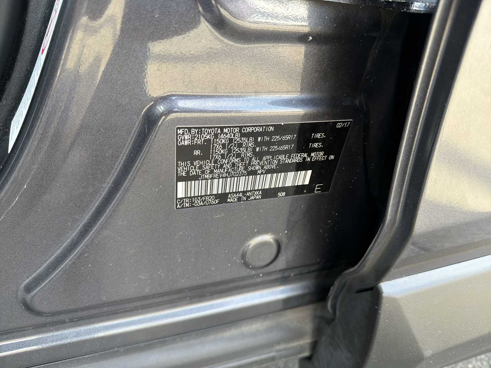 Thumbnail: 2017 Toyota RAV4 - 32