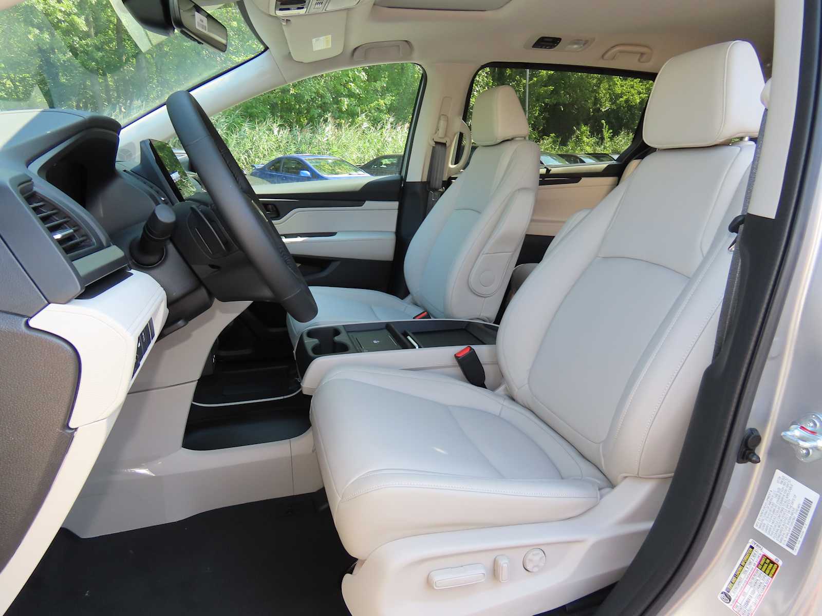Thumbnail: 2026 Honda Odyssey - 12