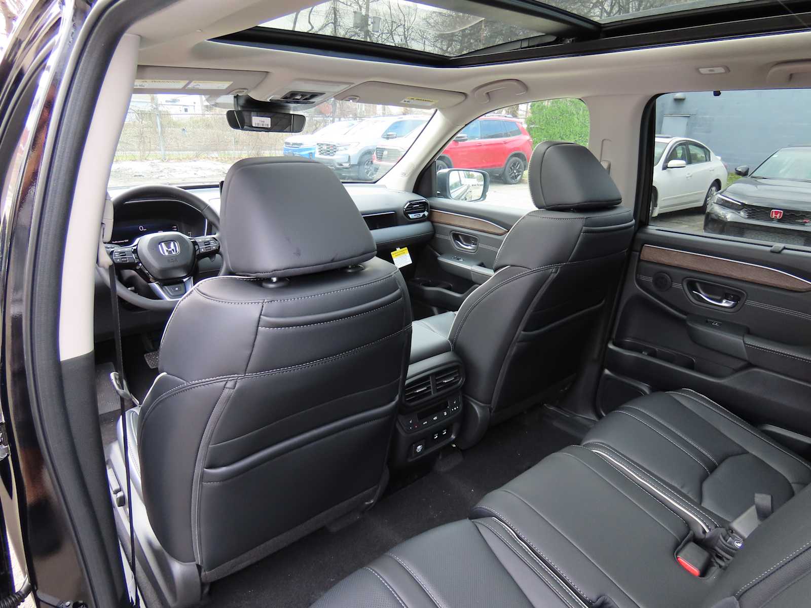 Thumbnail: 2026 Honda Pilot - 17