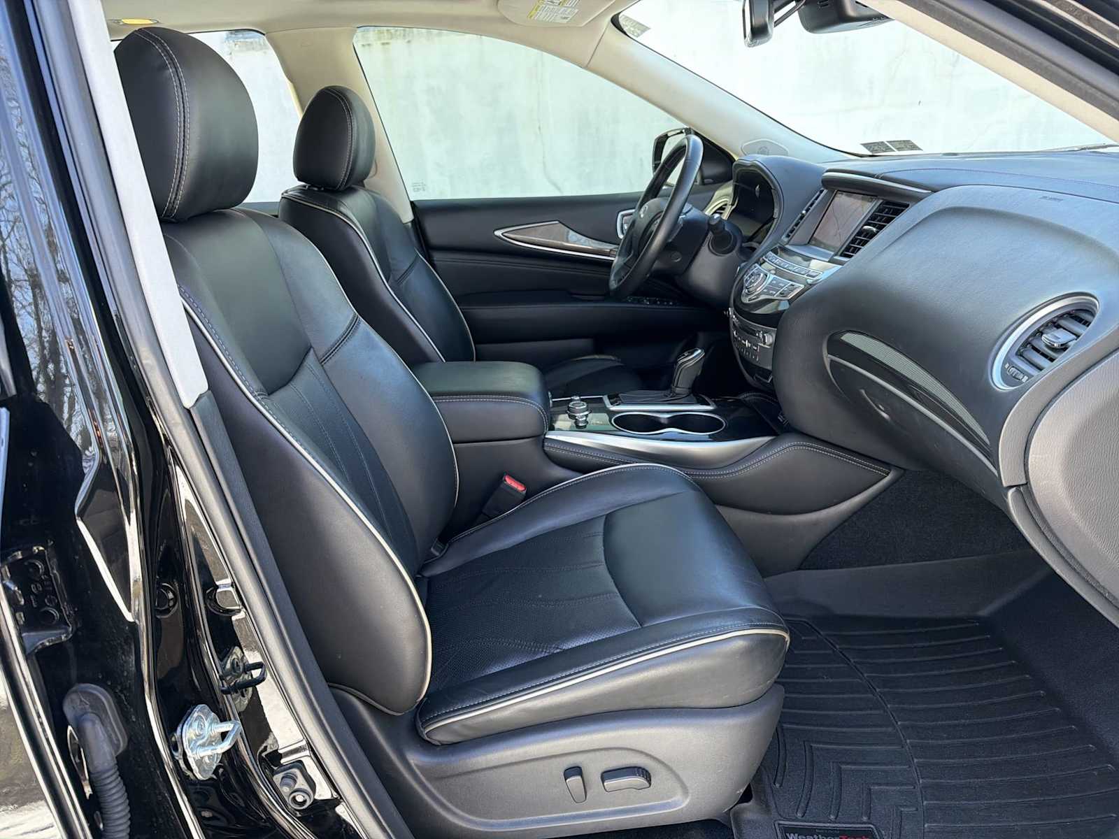 Thumbnail: 2020 INFINITI QX60 - 15