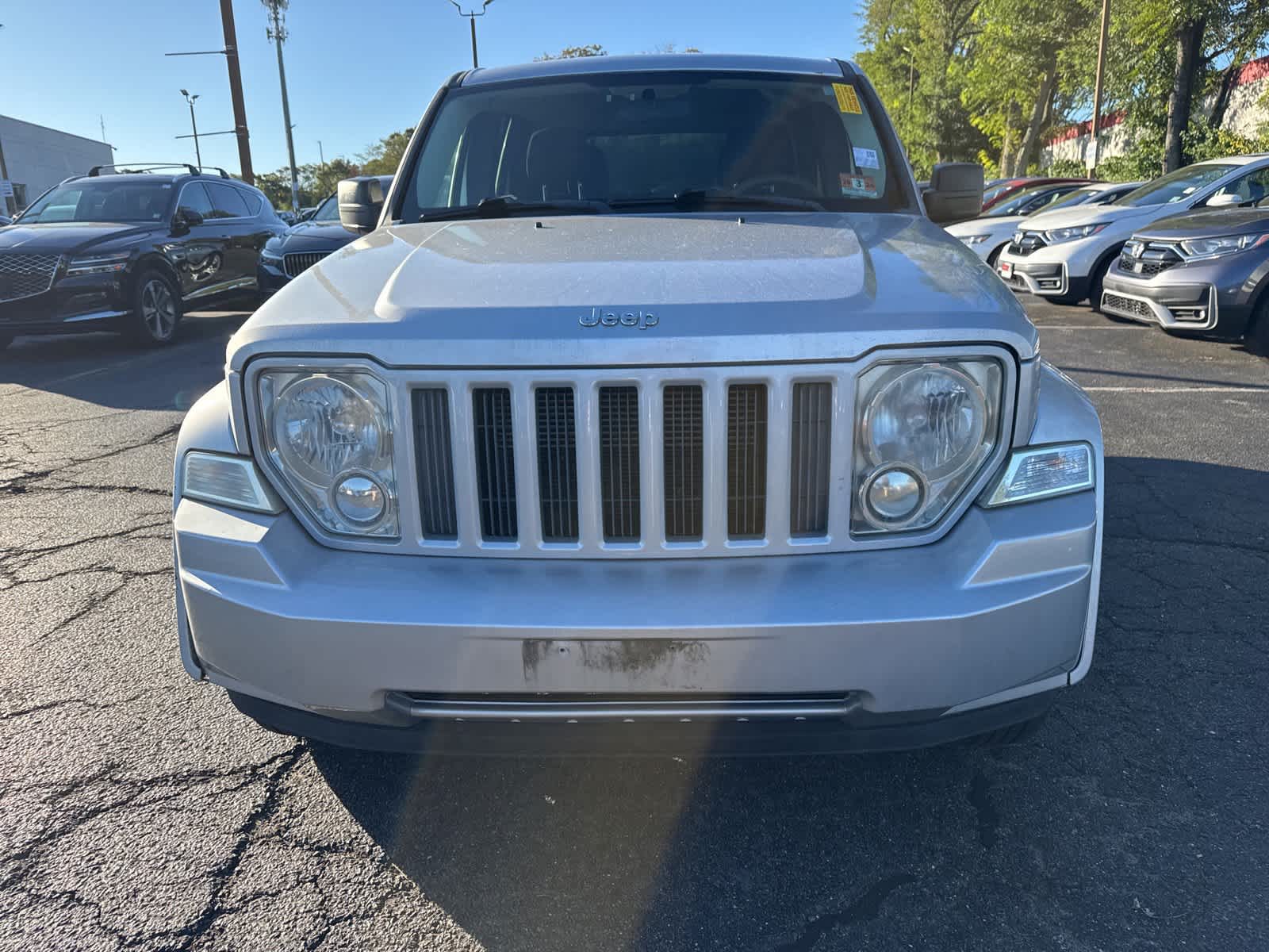 Thumbnail: 2011 Jeep Liberty - 7