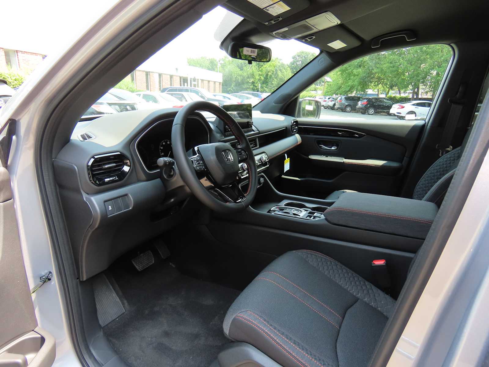 Thumbnail: 2025 Honda Pilot - 2