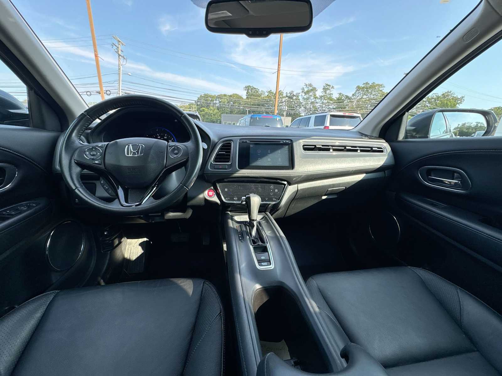 Thumbnail: 2016 Honda HR-V - 20