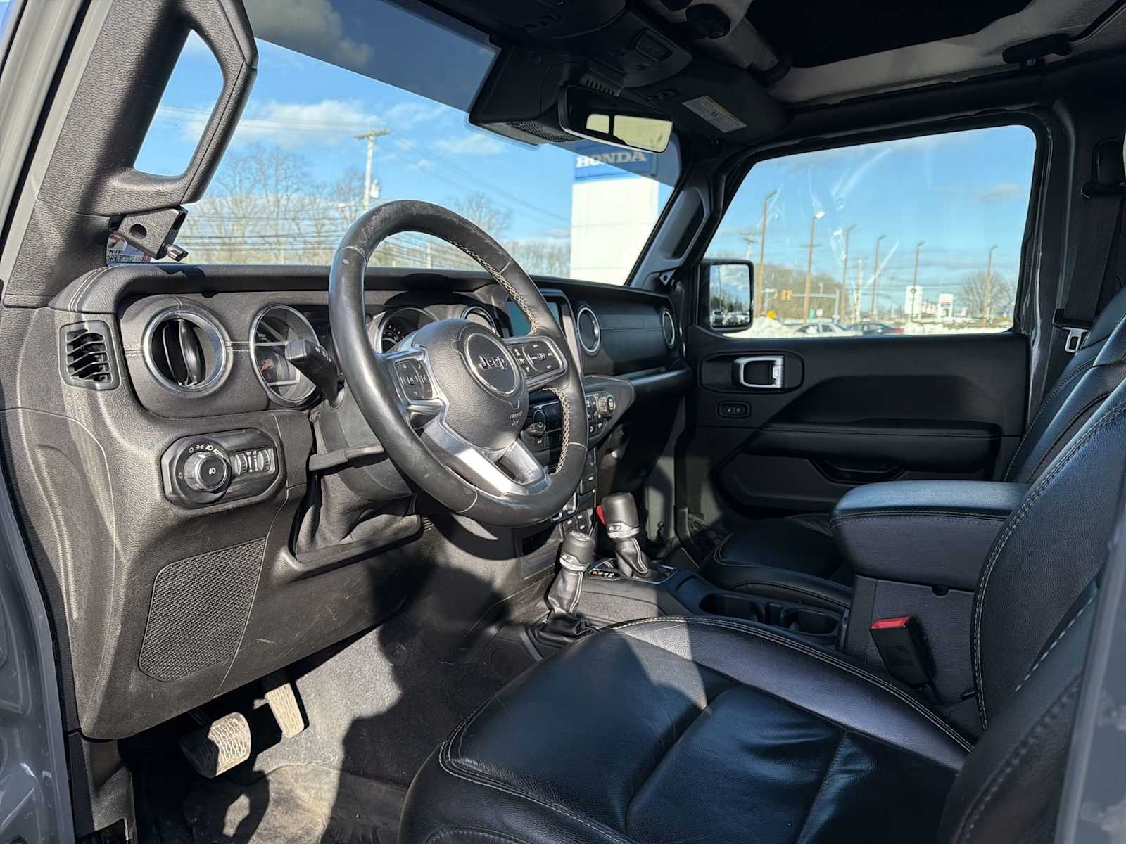 Thumbnail: 2019 Jeep Wrangler - 10