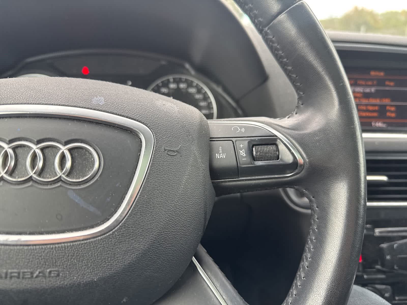 Thumbnail: 2014 Audi Q5 - 16