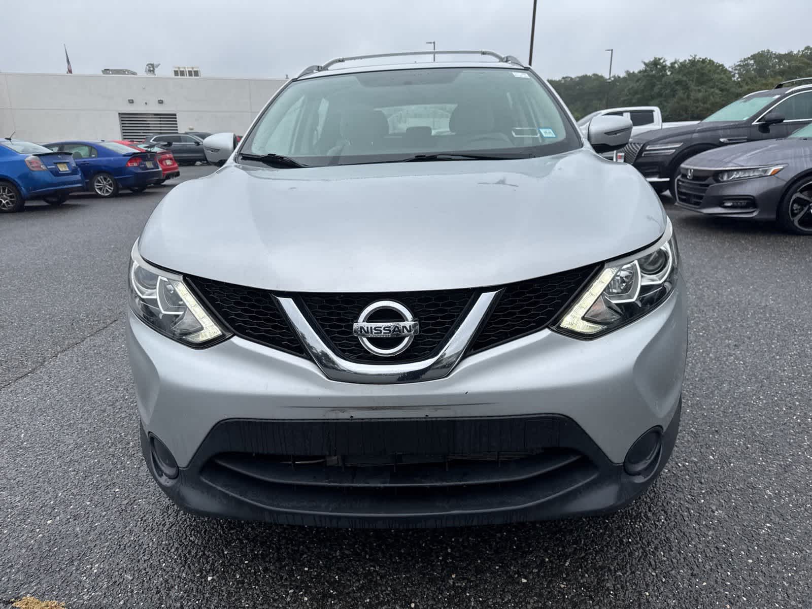 Thumbnail: 2018 Nissan Rogue Sport - 8
