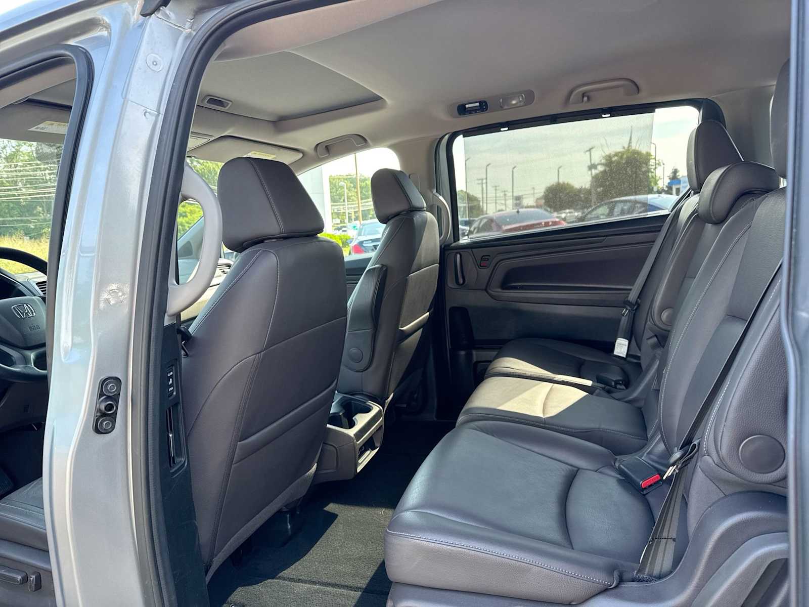 Thumbnail: 2023 Honda Odyssey - 12