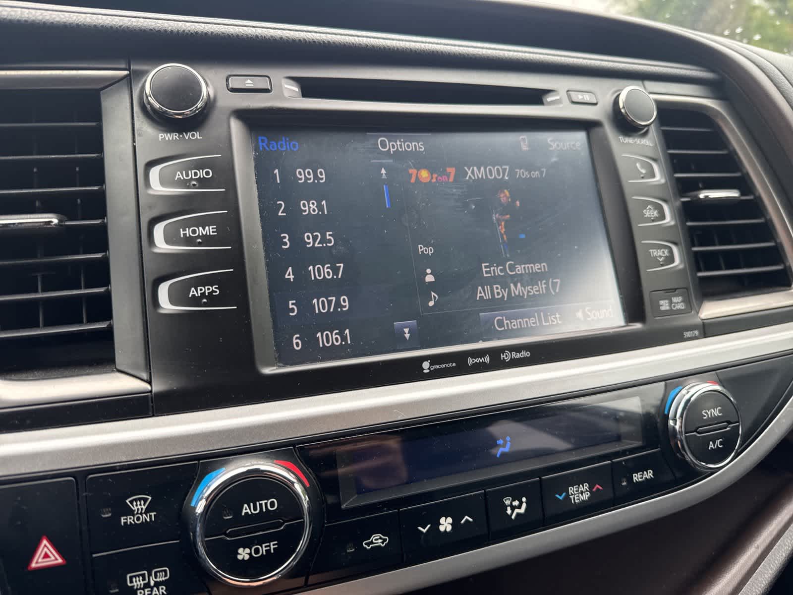 Thumbnail: 2018 Toyota Highlander - 13