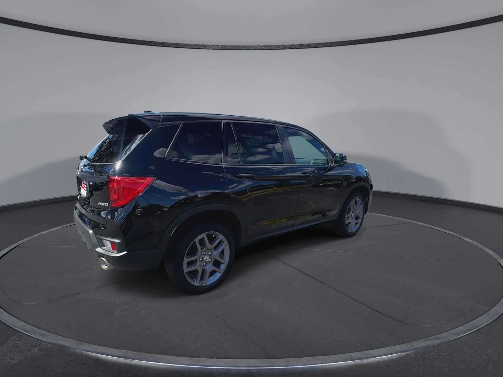 Thumbnail: 2022 Honda Passport - 8