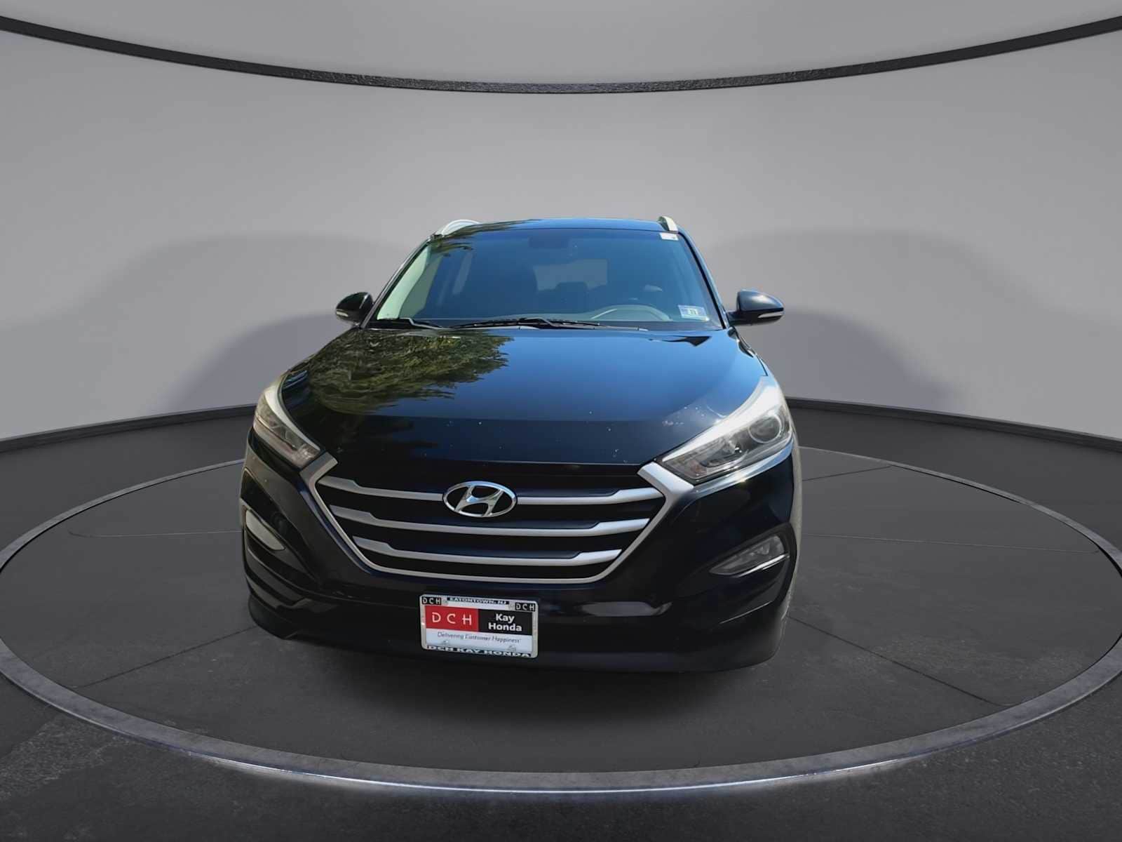 Thumbnail: 2017 Hyundai Tucson - 3