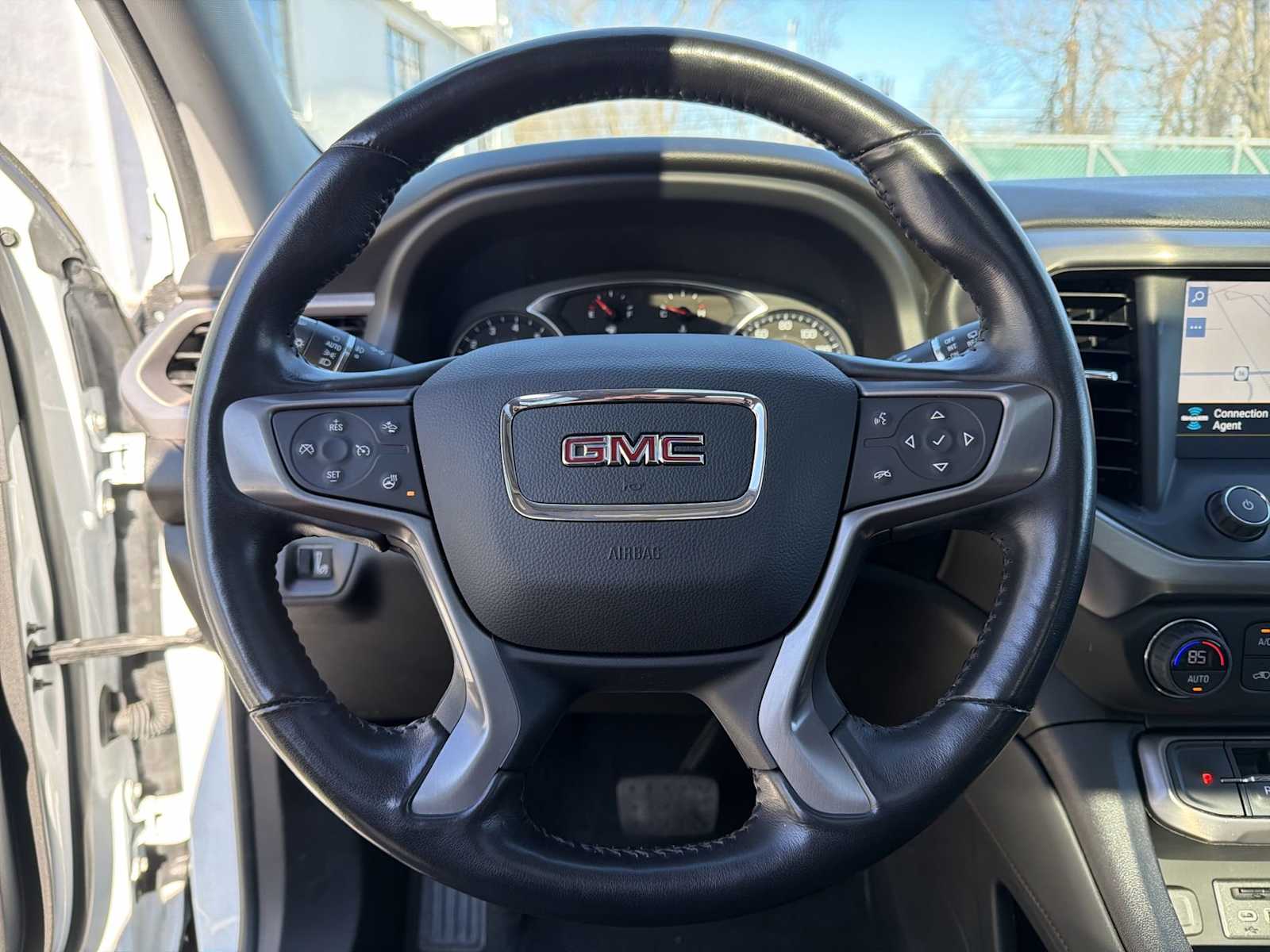 Thumbnail: 2022 GMC Acadia - 24