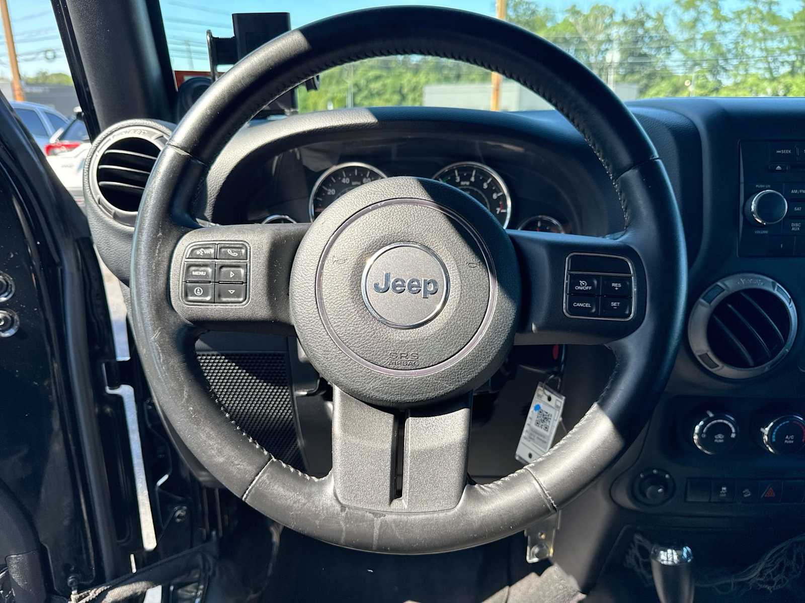 Thumbnail: 2012 Jeep Wrangler - 20