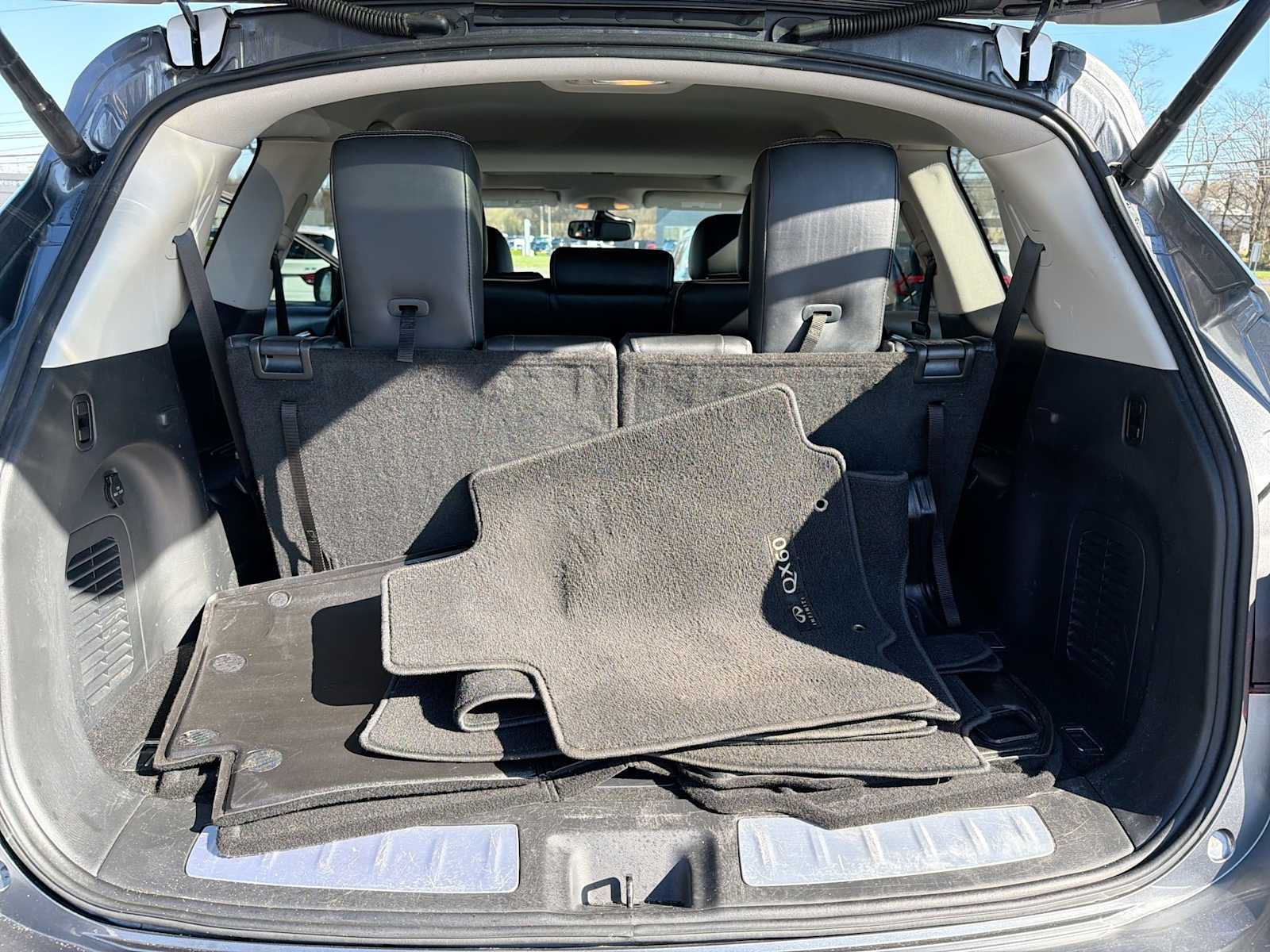 Thumbnail: 2019 INFINITI QX60 - 33