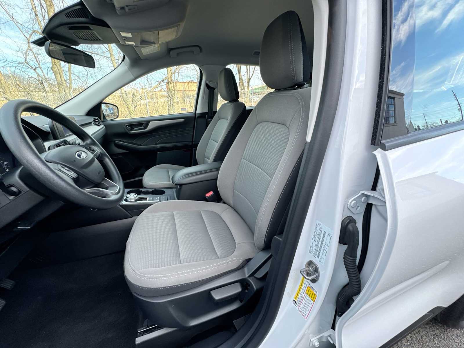 Thumbnail: 2022 Ford Escape - 21