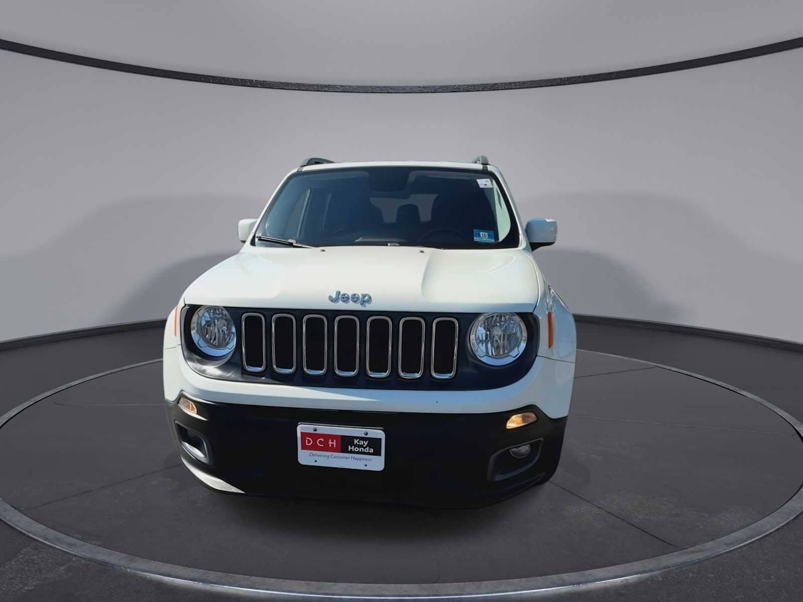 Thumbnail: 2016 Jeep Renegade - 3