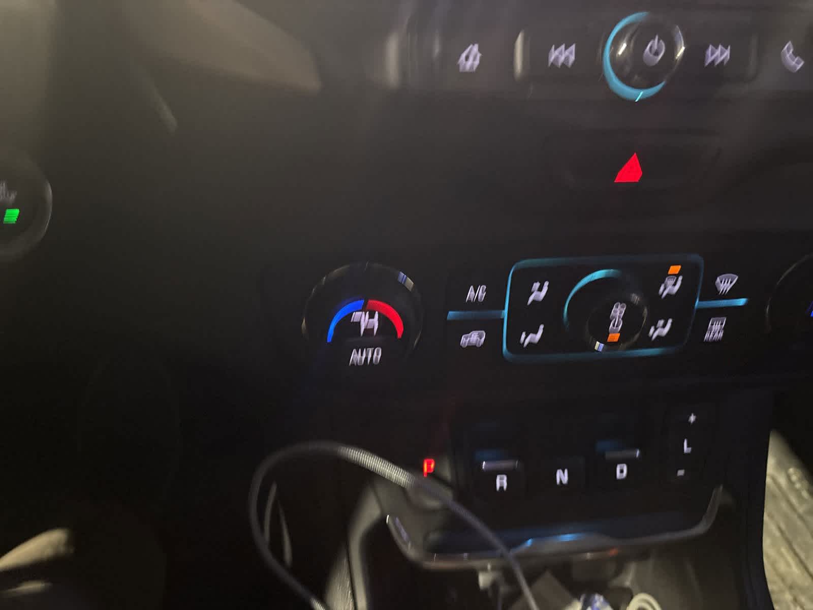 Thumbnail: 2020 GMC Terrain - 17