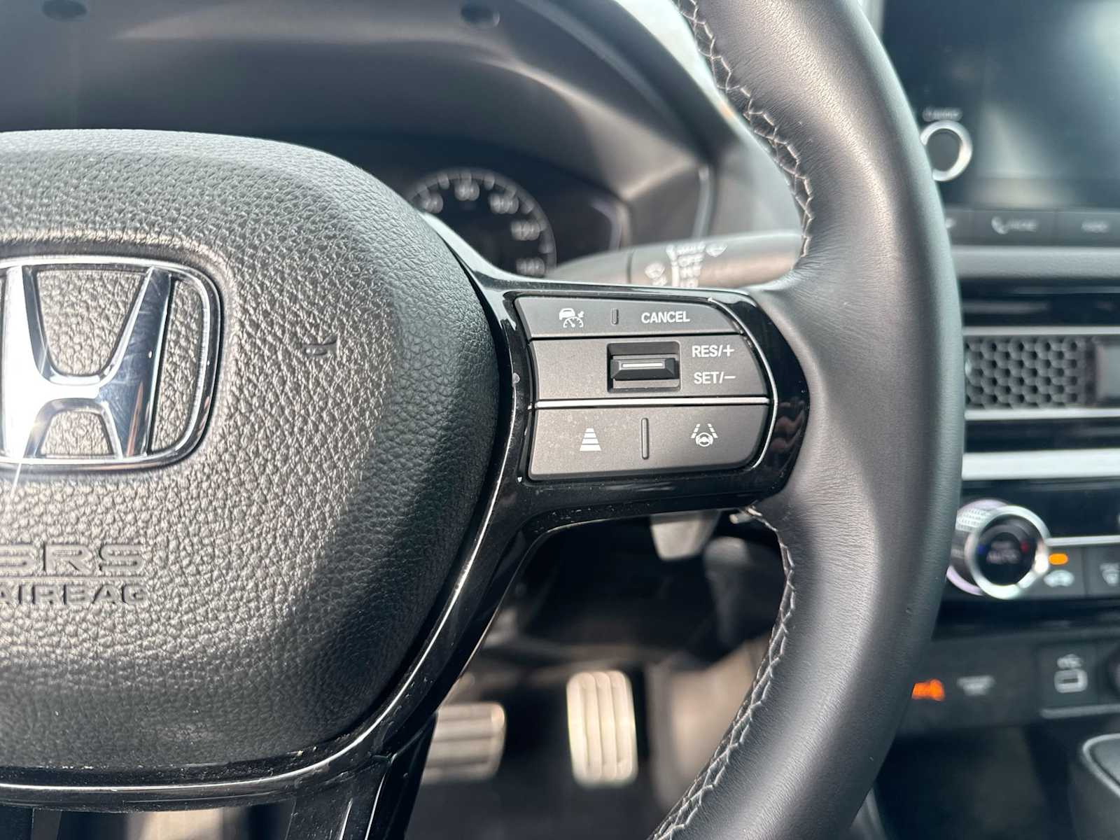 Thumbnail: 2023 Honda Civic - 25