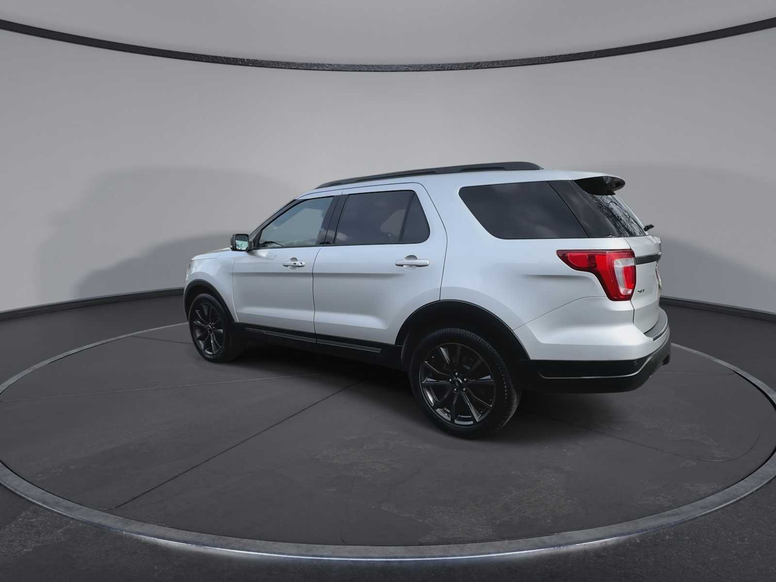 Thumbnail: 2019 Ford Explorer - 6