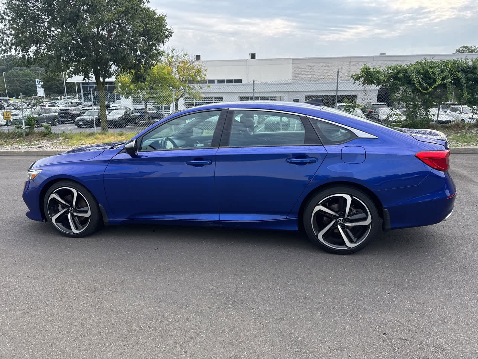 Thumbnail: 2022 Honda Accord - 2