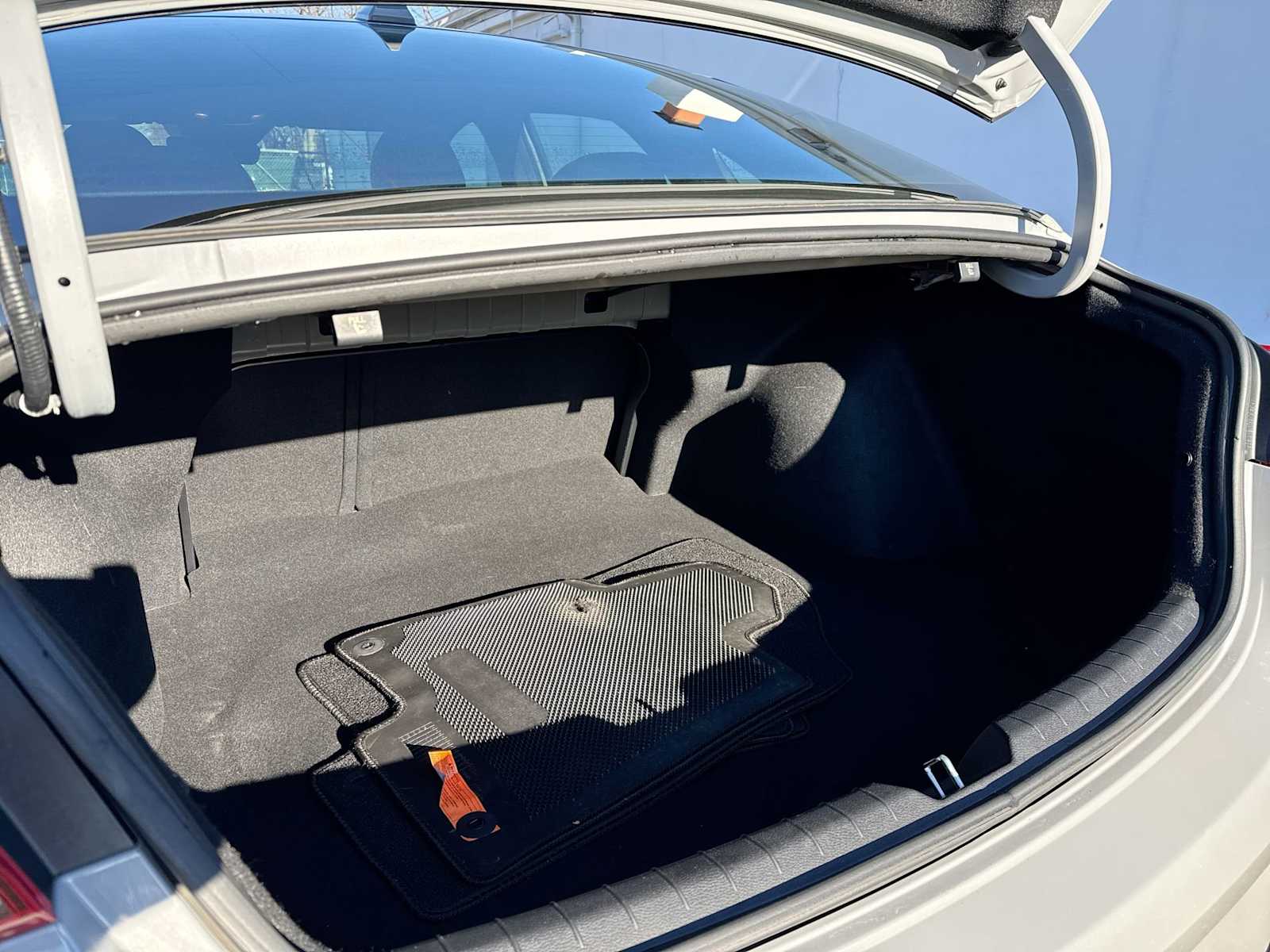 Thumbnail: 2022 Kia K5 - 31