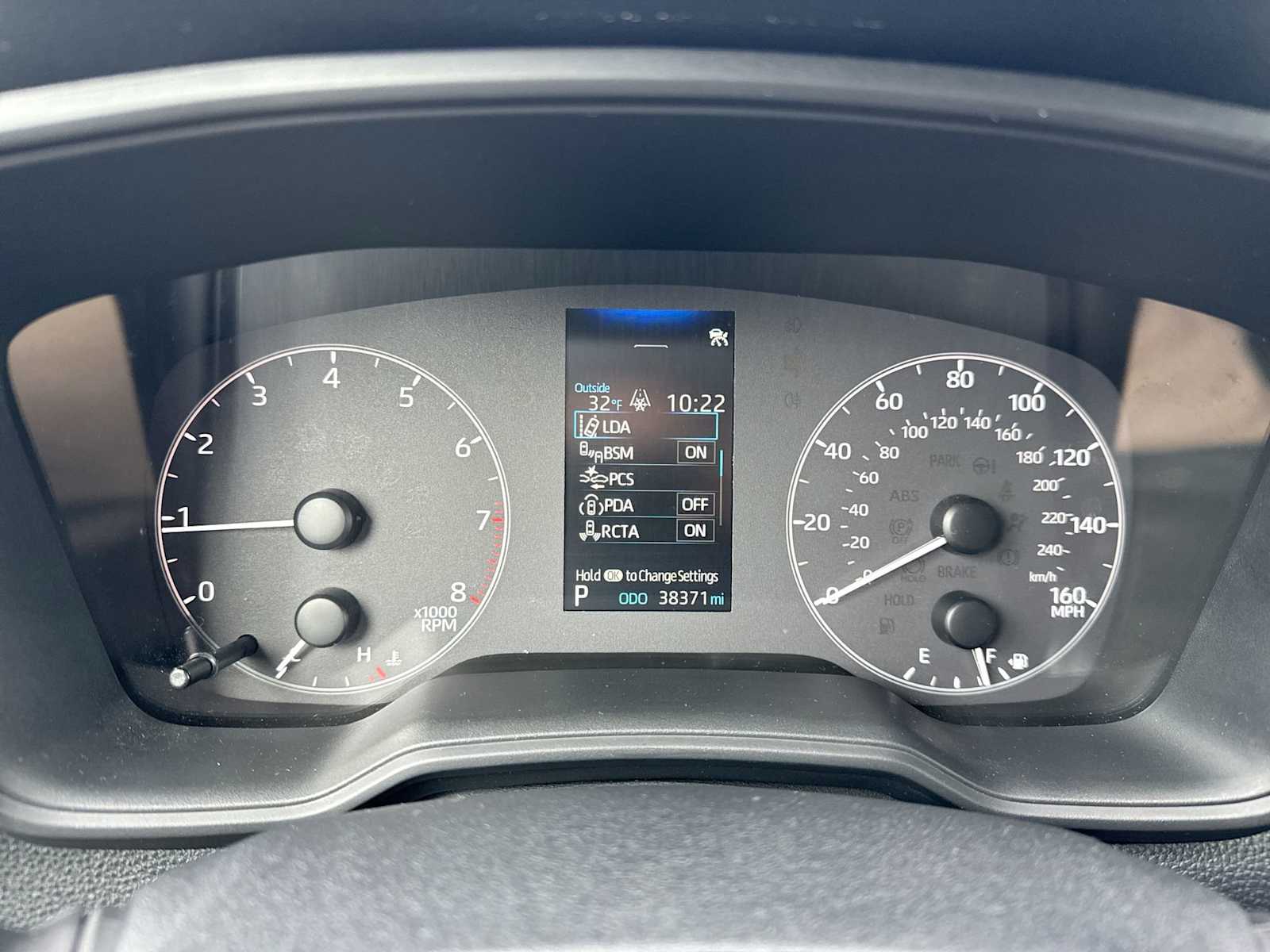 Thumbnail: 2023 Toyota Corolla Cross - 30