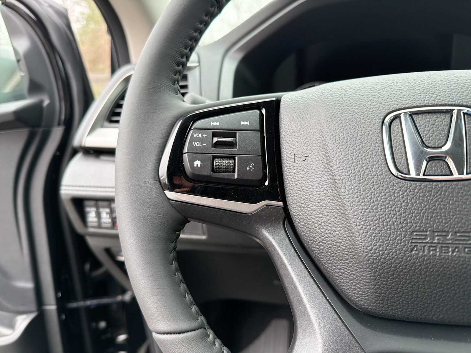 Thumbnail: 2026 Honda Odyssey - 24