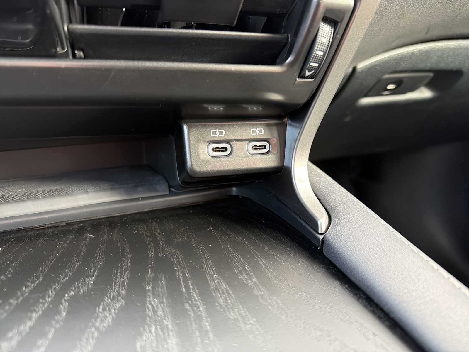 Thumbnail: 2023 Lexus RX - 29