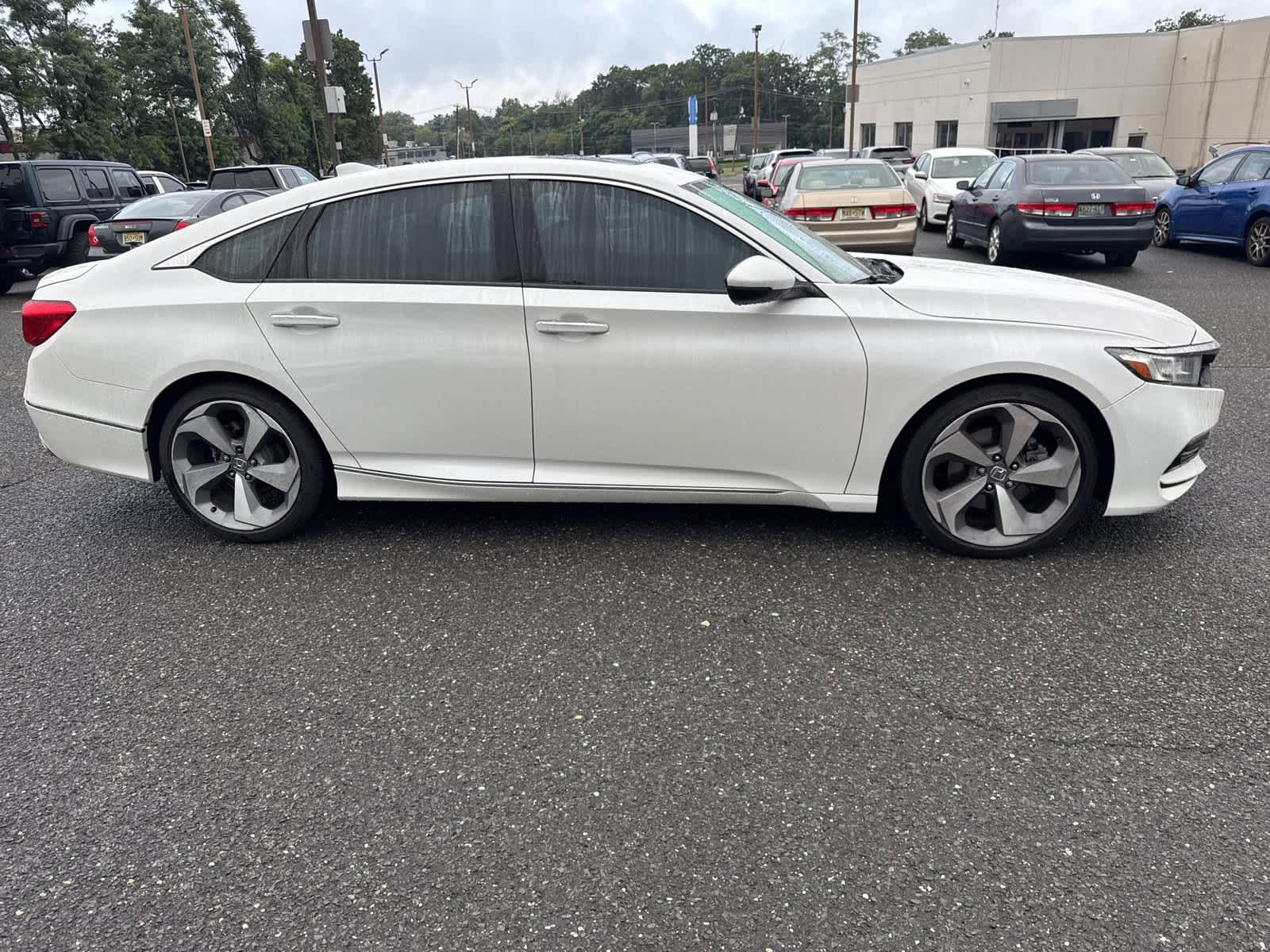 Thumbnail: 2018 Honda Accord - 6