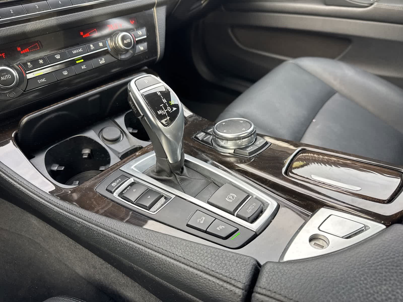 Thumbnail: 2016 BMW 5 Series - 16