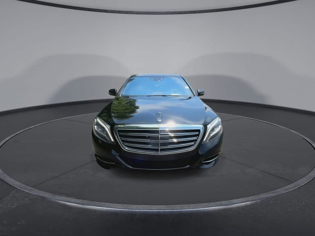 Thumbnail: 2015 Mercedes-Benz S-Class - 3