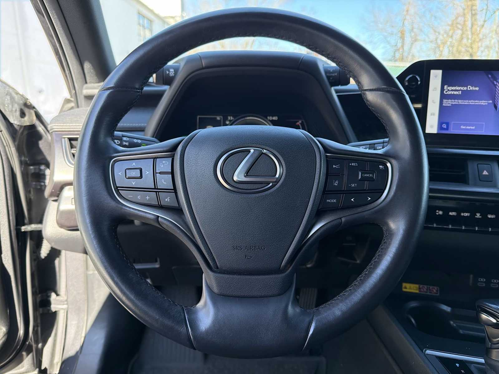 Thumbnail: 2023 Lexus UX - 23