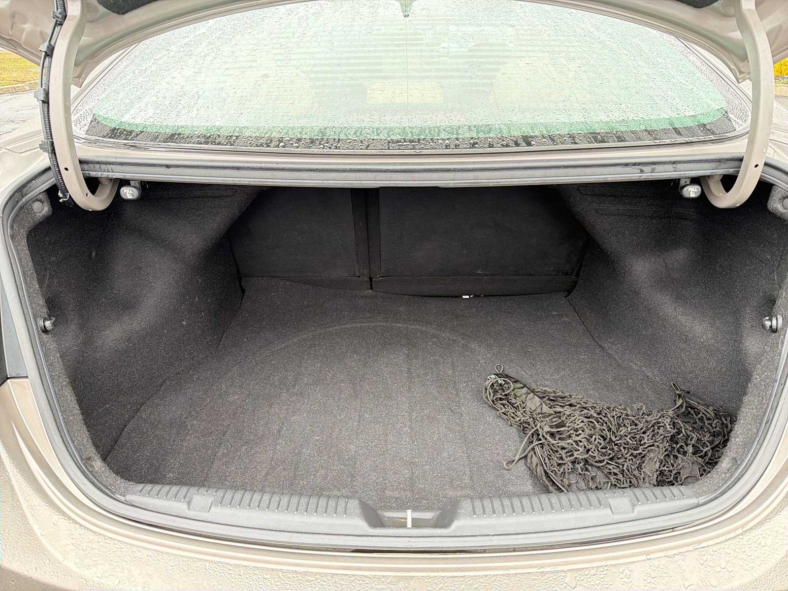 Thumbnail: 2013 Hyundai Elantra - 30