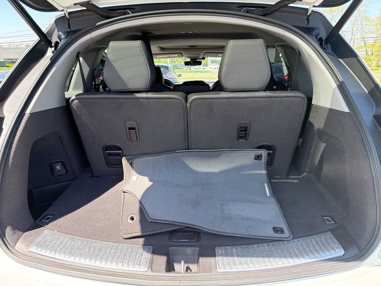 Thumbnail: 2019 Acura MDX - 32
