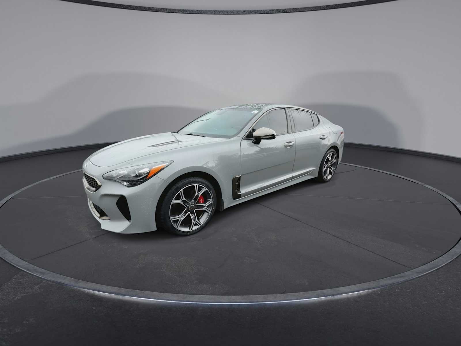 Thumbnail: 2018 Kia Stinger - 4