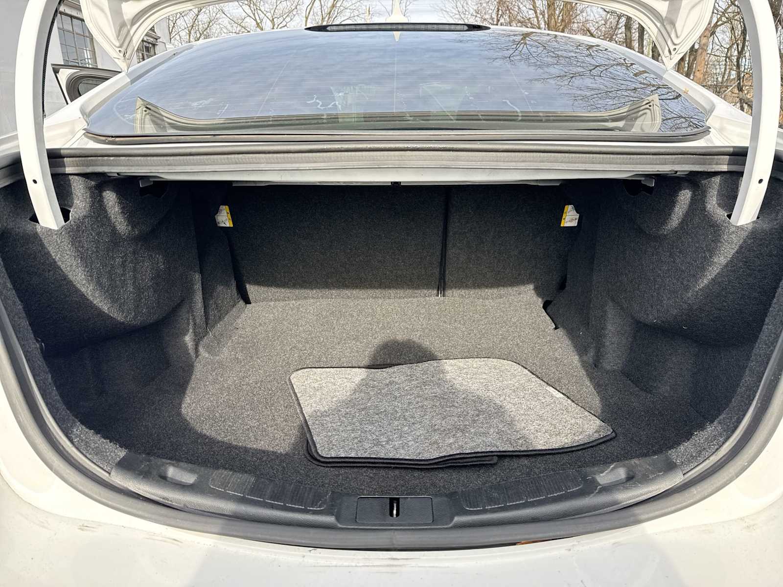 Thumbnail: 2020 Ford Fusion - 32