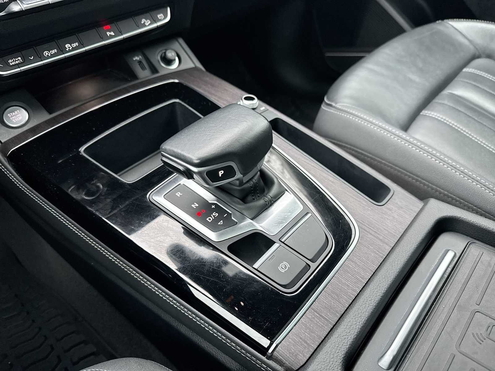 Thumbnail: 2021 Audi Q5 - 32