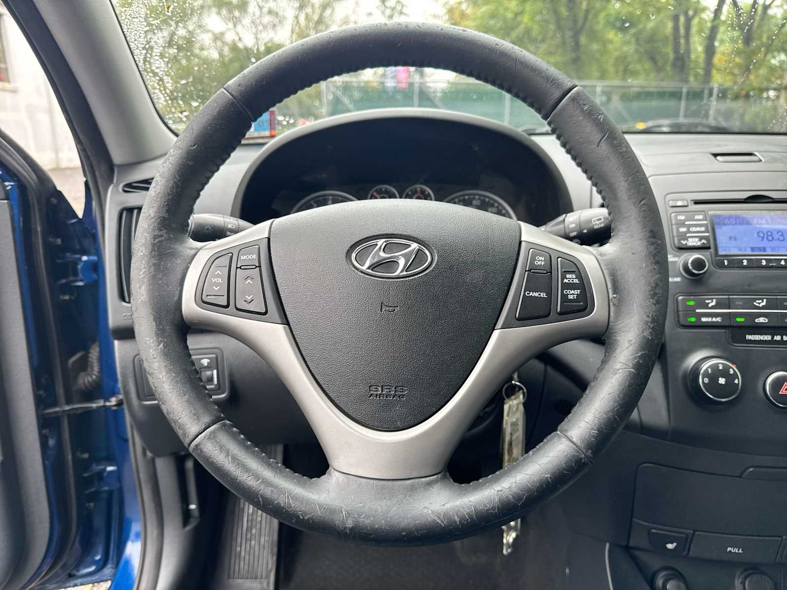 Thumbnail: 2012 Hyundai Elantra - 24