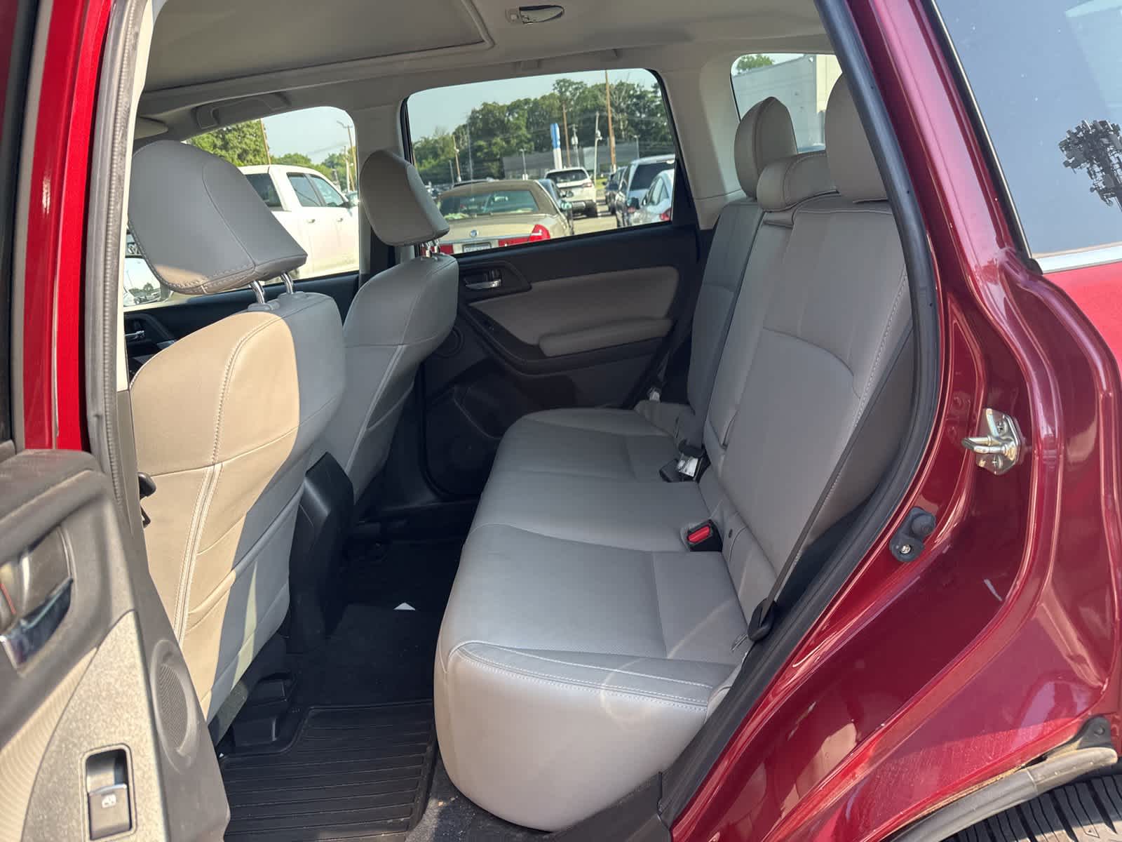 Thumbnail: 2018 Subaru Forester - 10