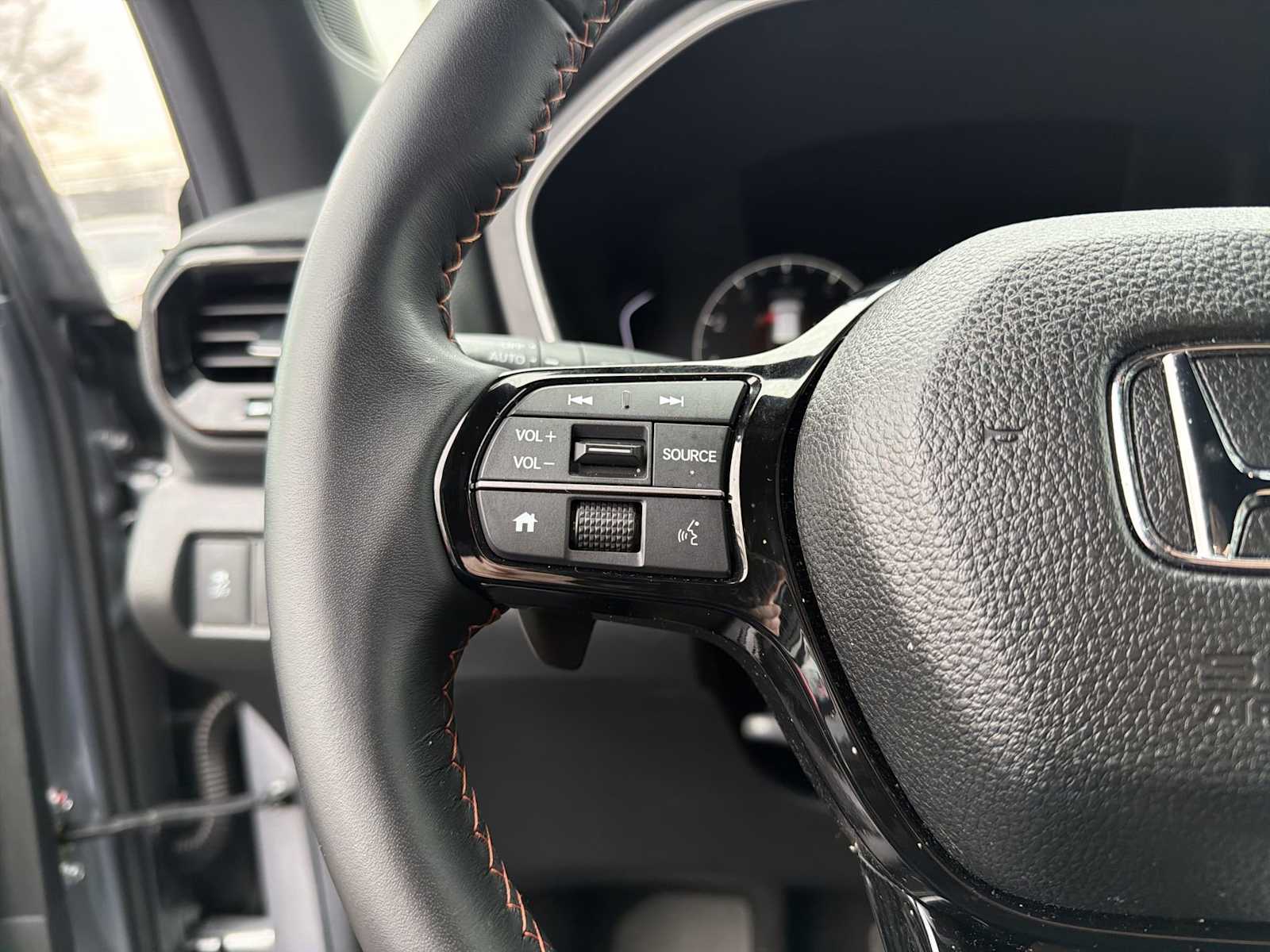 Thumbnail: 2025 Honda Pilot - 24