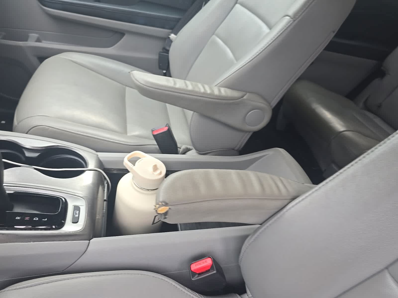 Thumbnail: 2017 Honda Pilot - 22