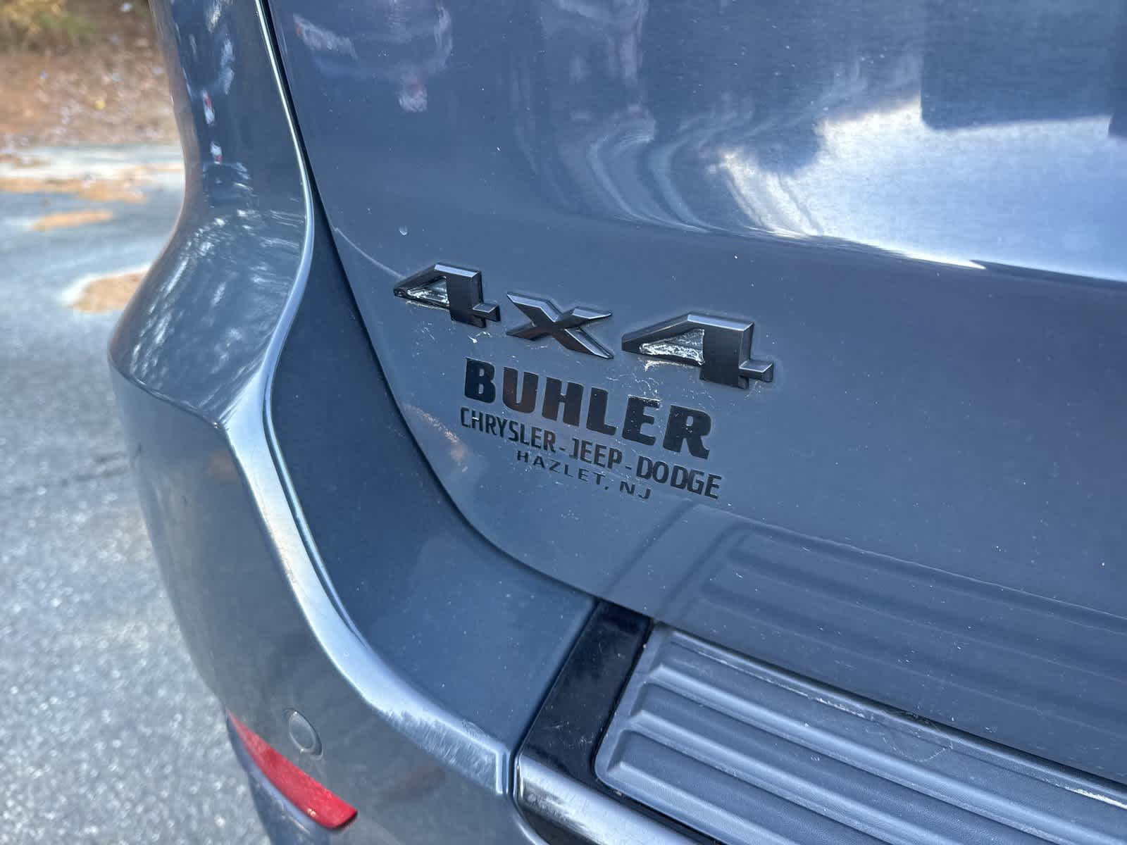 Thumbnail: 2017 Jeep Grand Cherokee - 23