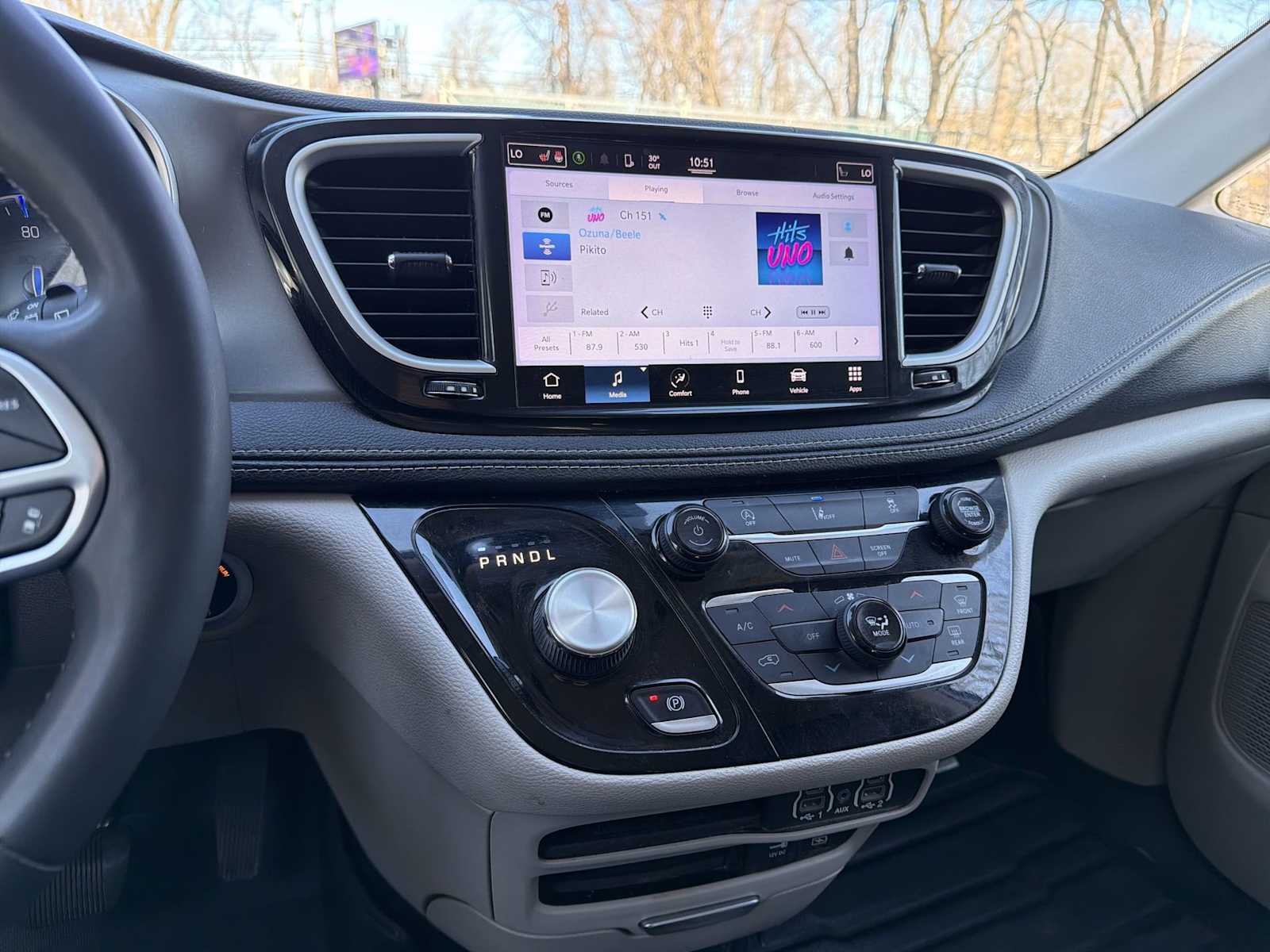 Thumbnail: 2022 Chrysler Pacifica - 27